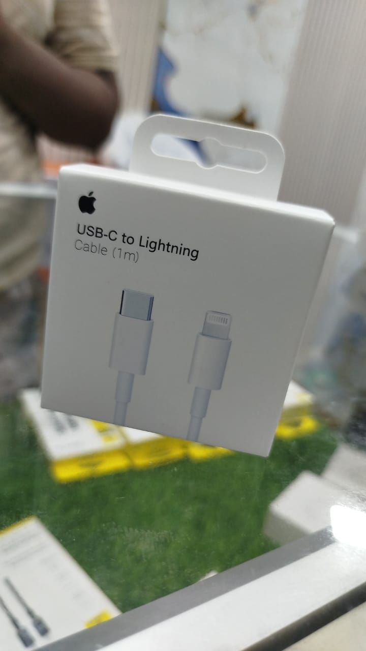 APPLE PD C TO LIGHTING ZM/A