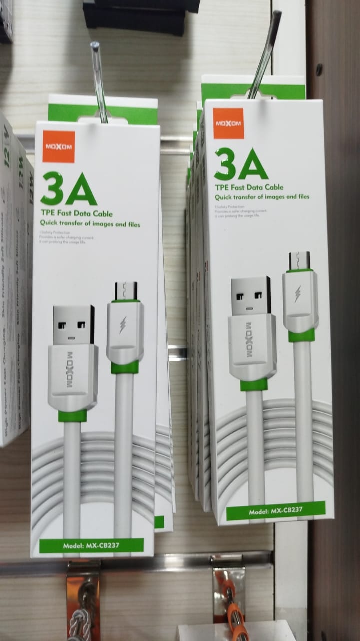 MOXOM MX-CB237 3A USB - MICRO 1M CABLE